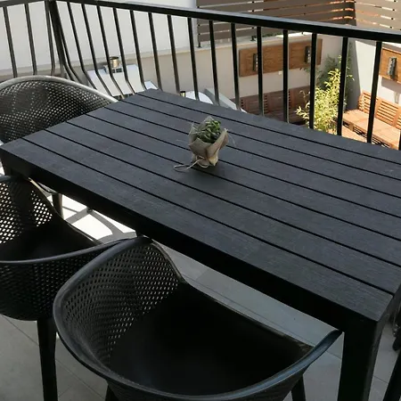 公寓 Ridos House *